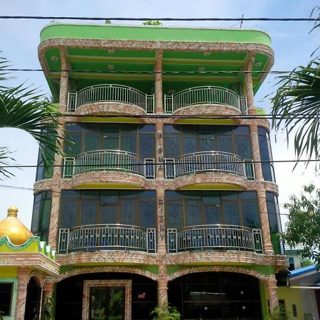 Wisma Rizky Hotel Bengkalis Exterior photo