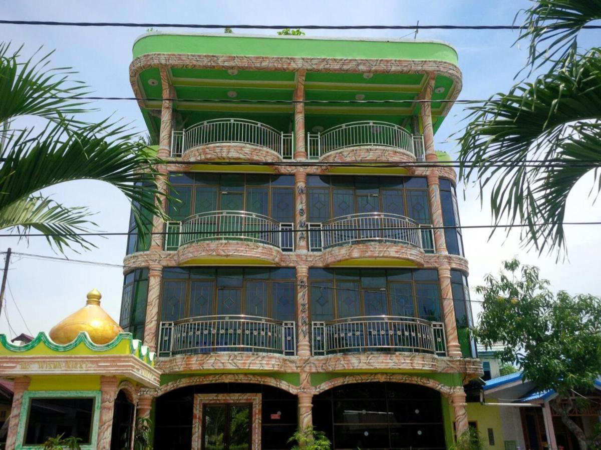 Wisma Rizky Hotel Bengkalis Exterior photo