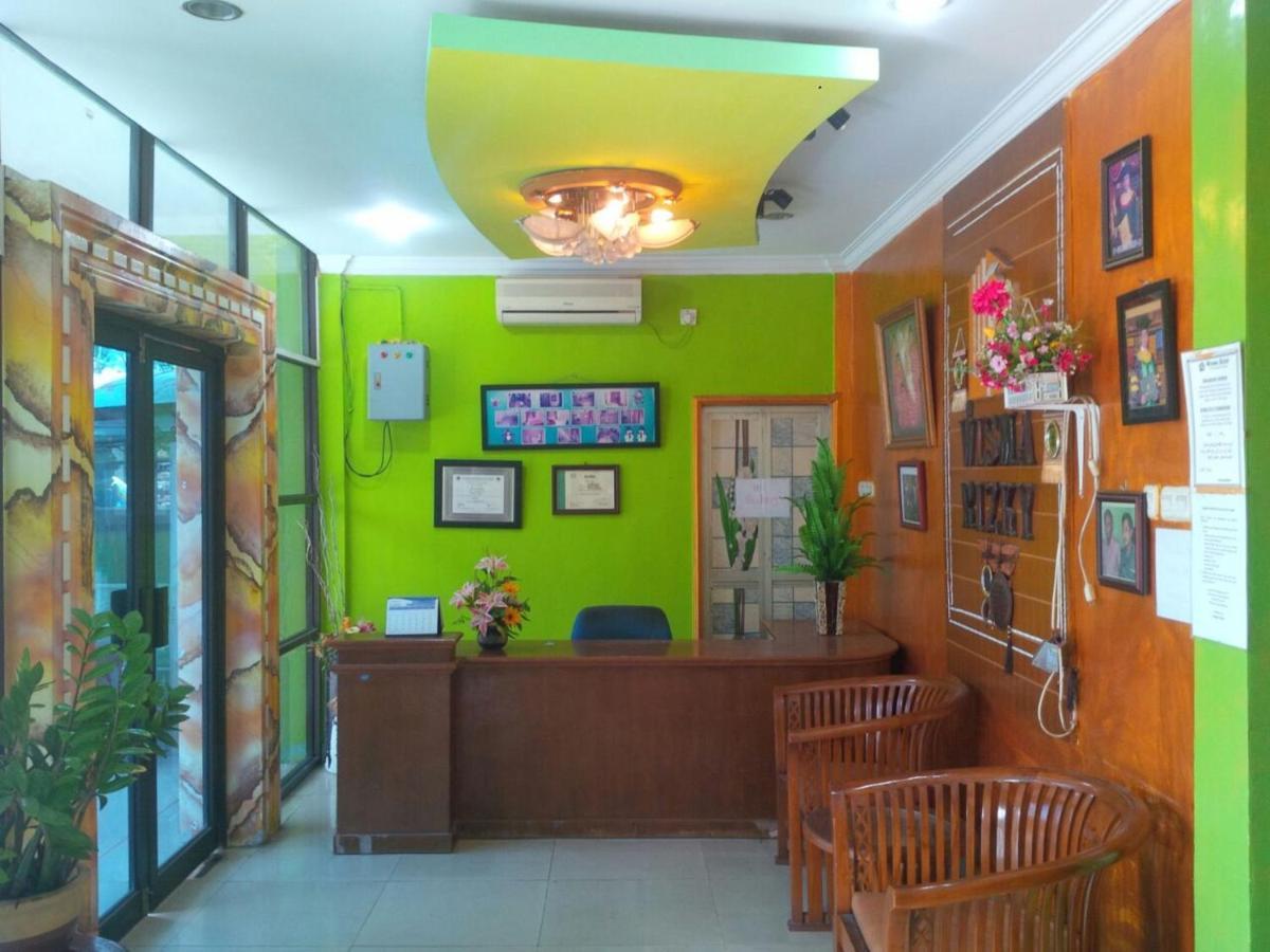 Wisma Rizky Hotel Bengkalis Exterior photo