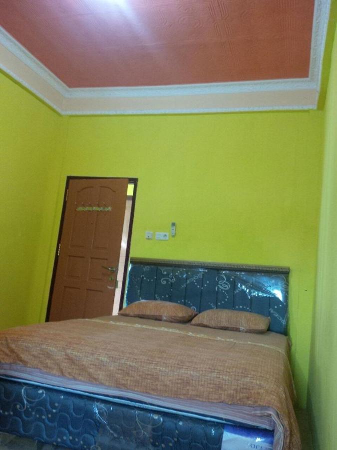 Wisma Rizky Hotel Bengkalis Exterior photo
